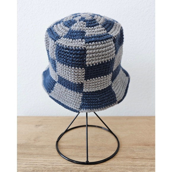 Checkered Crochet Bucket Hat - Navy/Gray (Handmade) - Picture 6 of 11